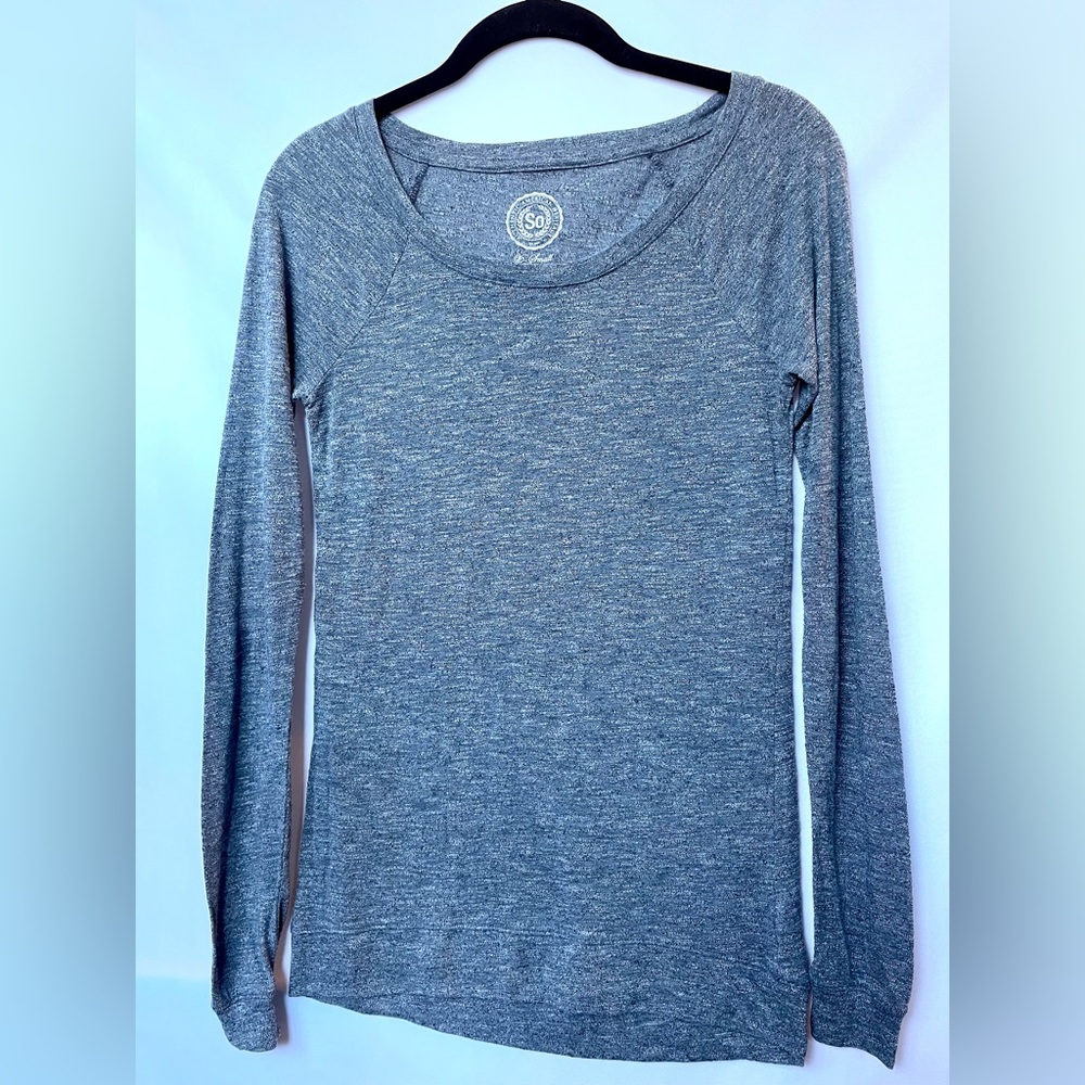 Long sleeve top